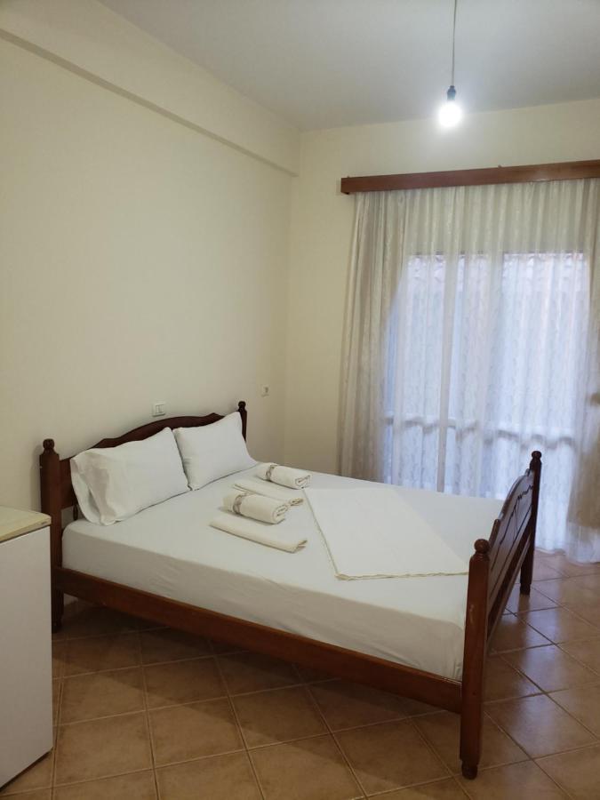 Vila Papa Durrës Exterior foto